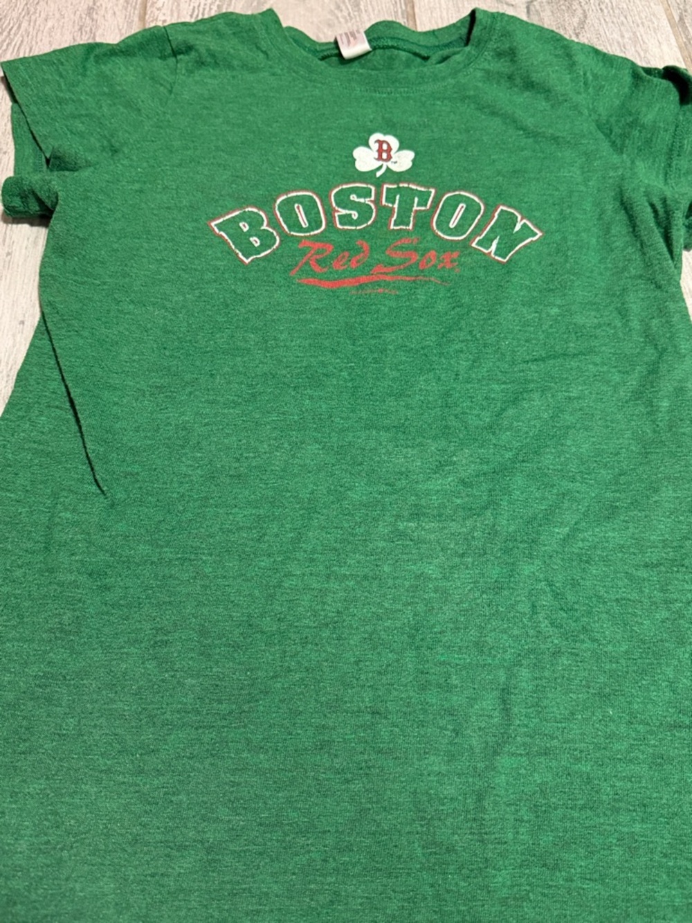 Boston Red Sox Green Graphic Tee Women’s Large